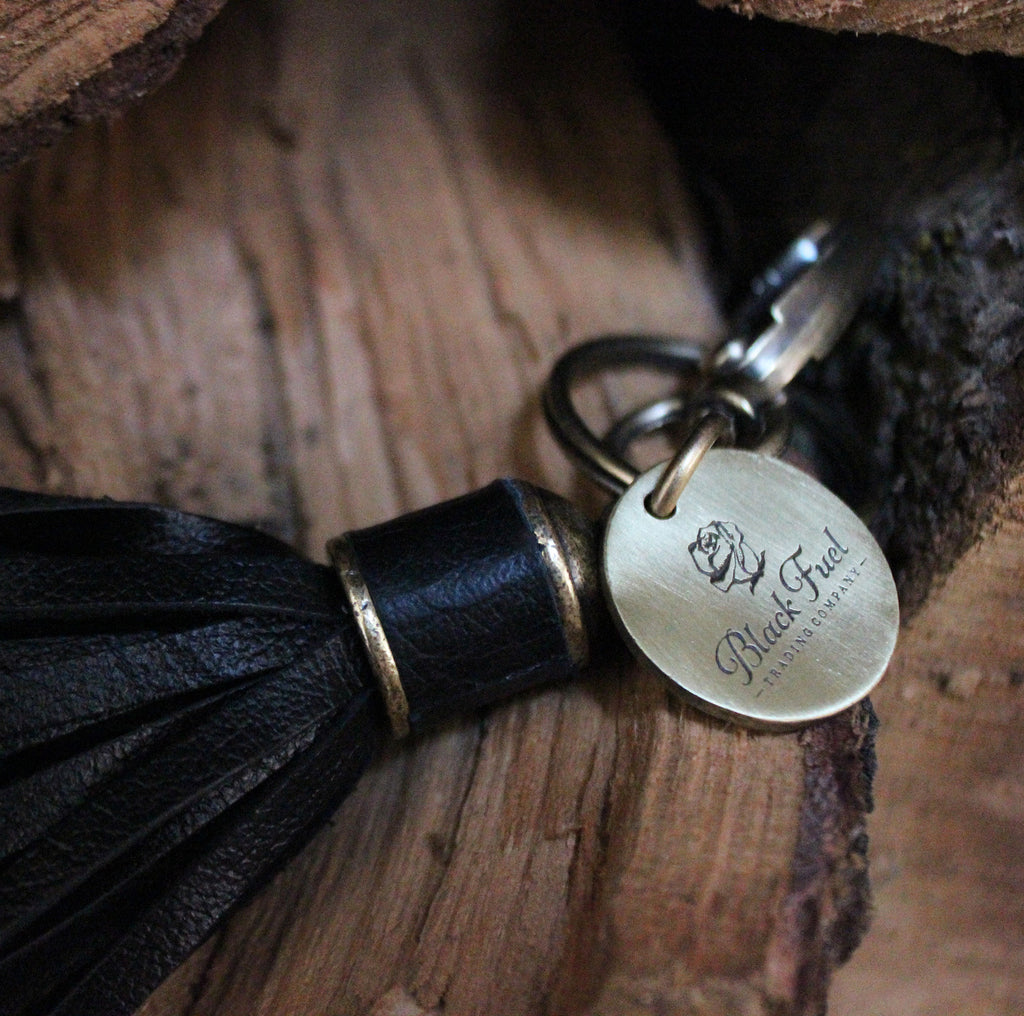 making this: leather tassel keychain – almost makes perfect